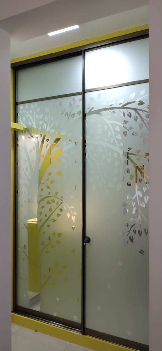 lacquer-glass-wardrobes-dealers-manufacturers-suppliers-in-noida-greater-noida-india